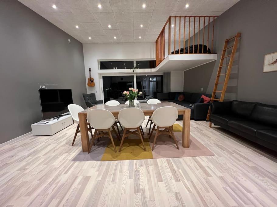Rosie'S Neyst Villa Vestmanna ภายนอก รูปภาพ